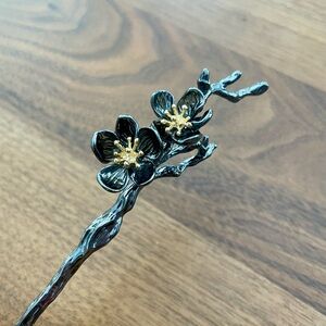 Floral Metal Hair Stick with Gold Accents